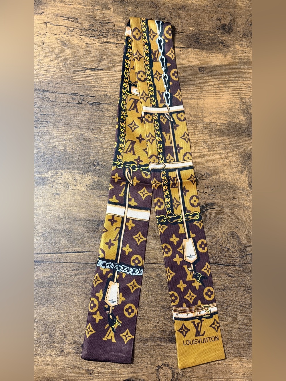 LV Louis Vuitton Bandeau 2025 Collection NWOT